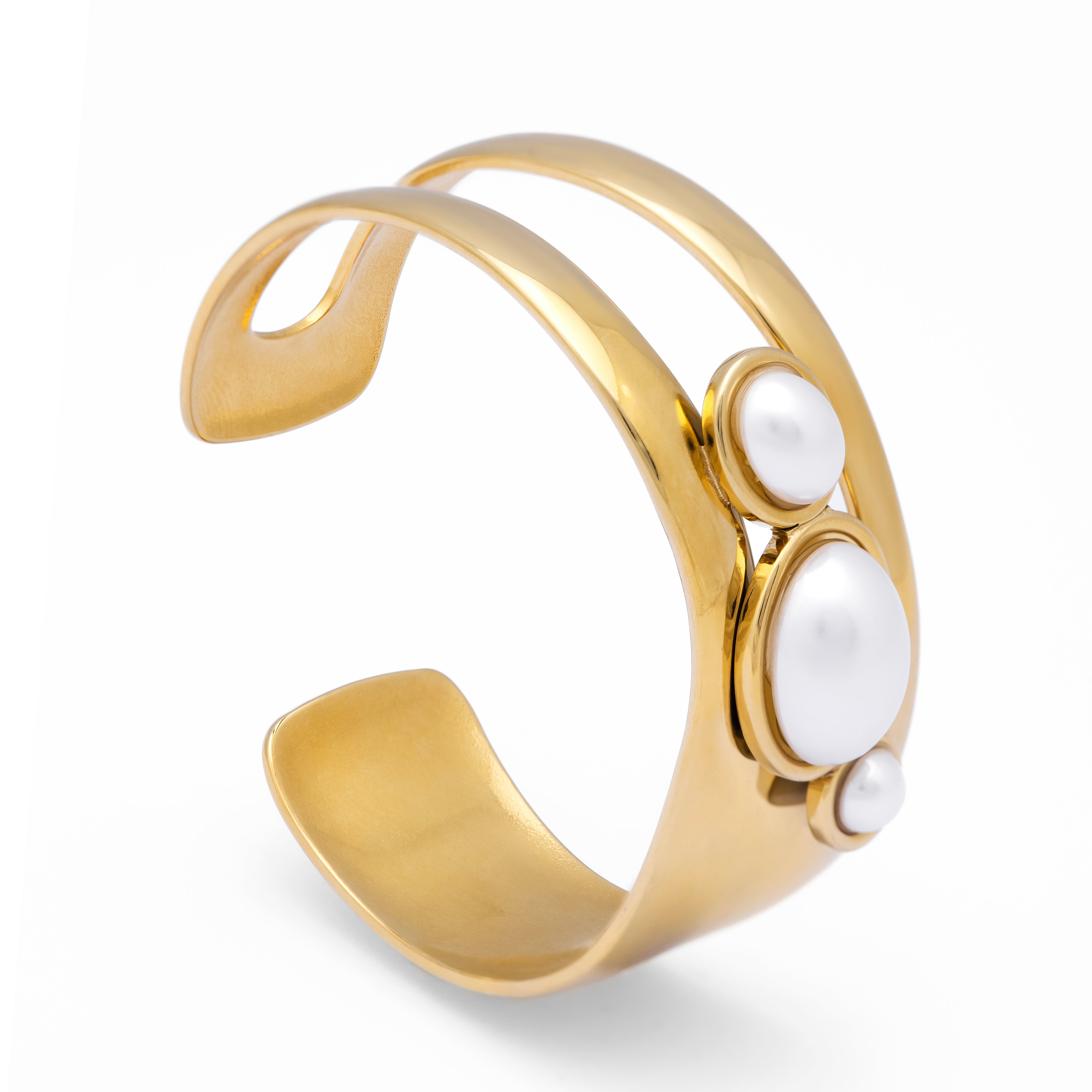 Pearl Arc Cuff