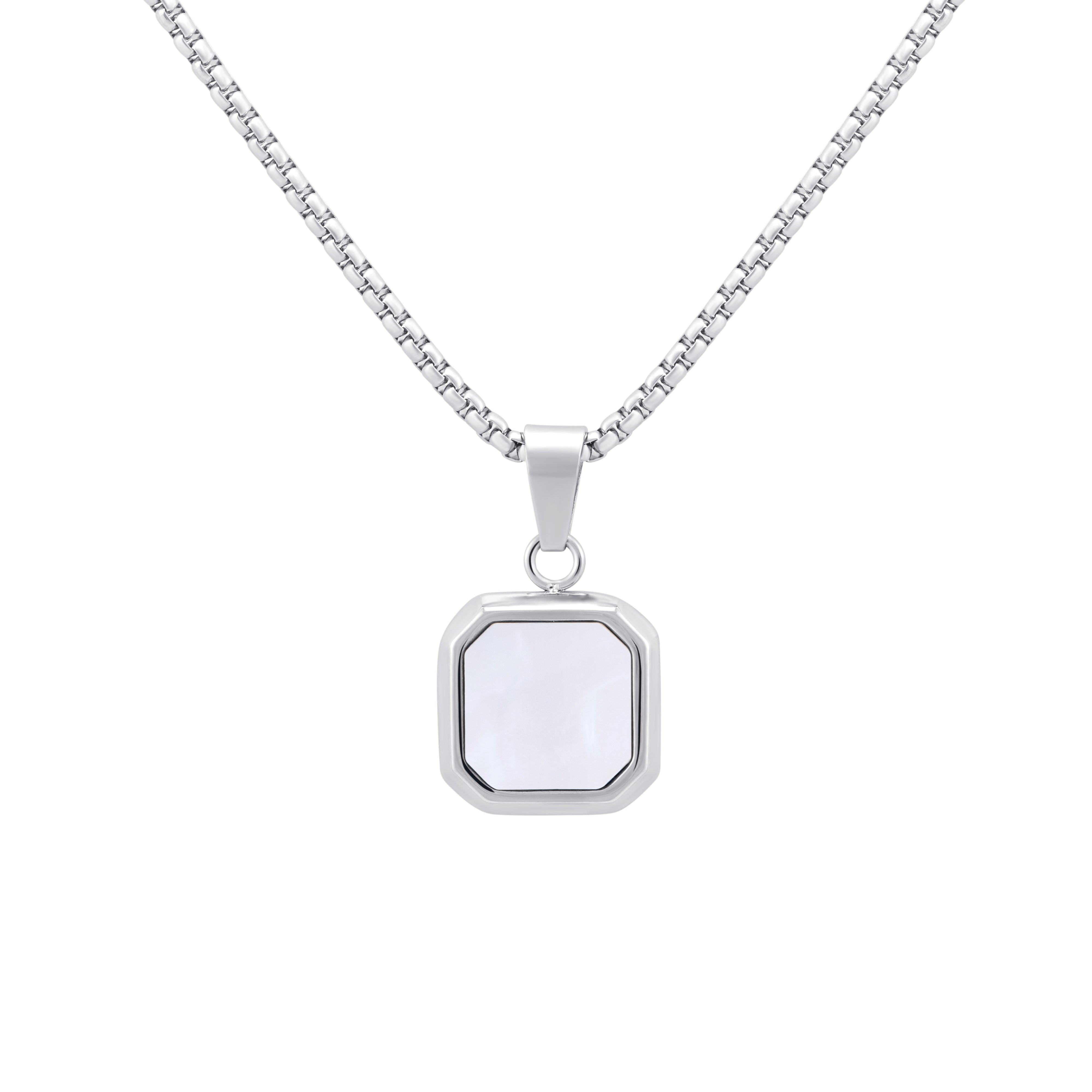 Pearl white Pendant Necklace