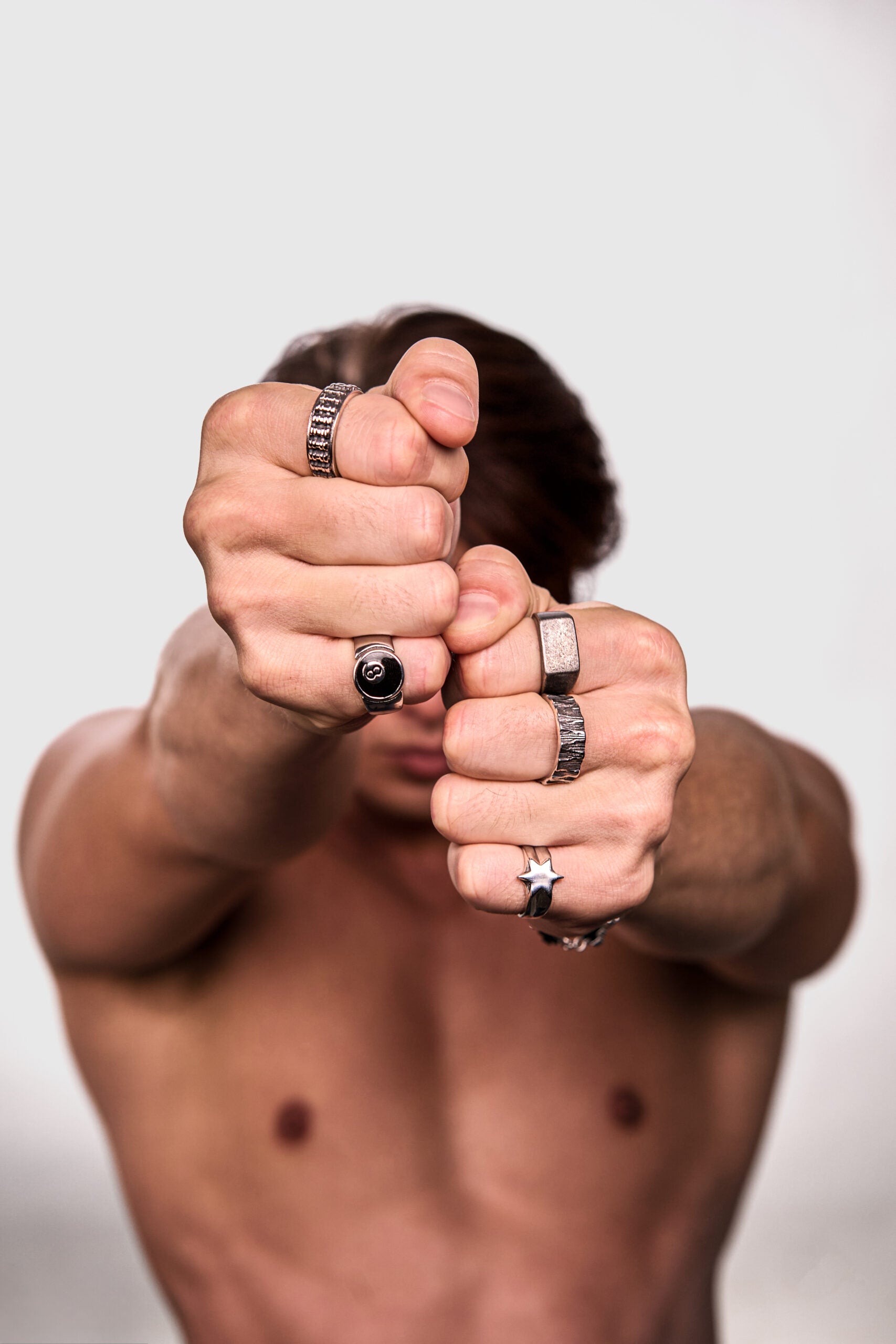 https://socialpepper.co/wp-content/uploads/2025/11/Social-pepper-Mens8968-1-scaled.jpg