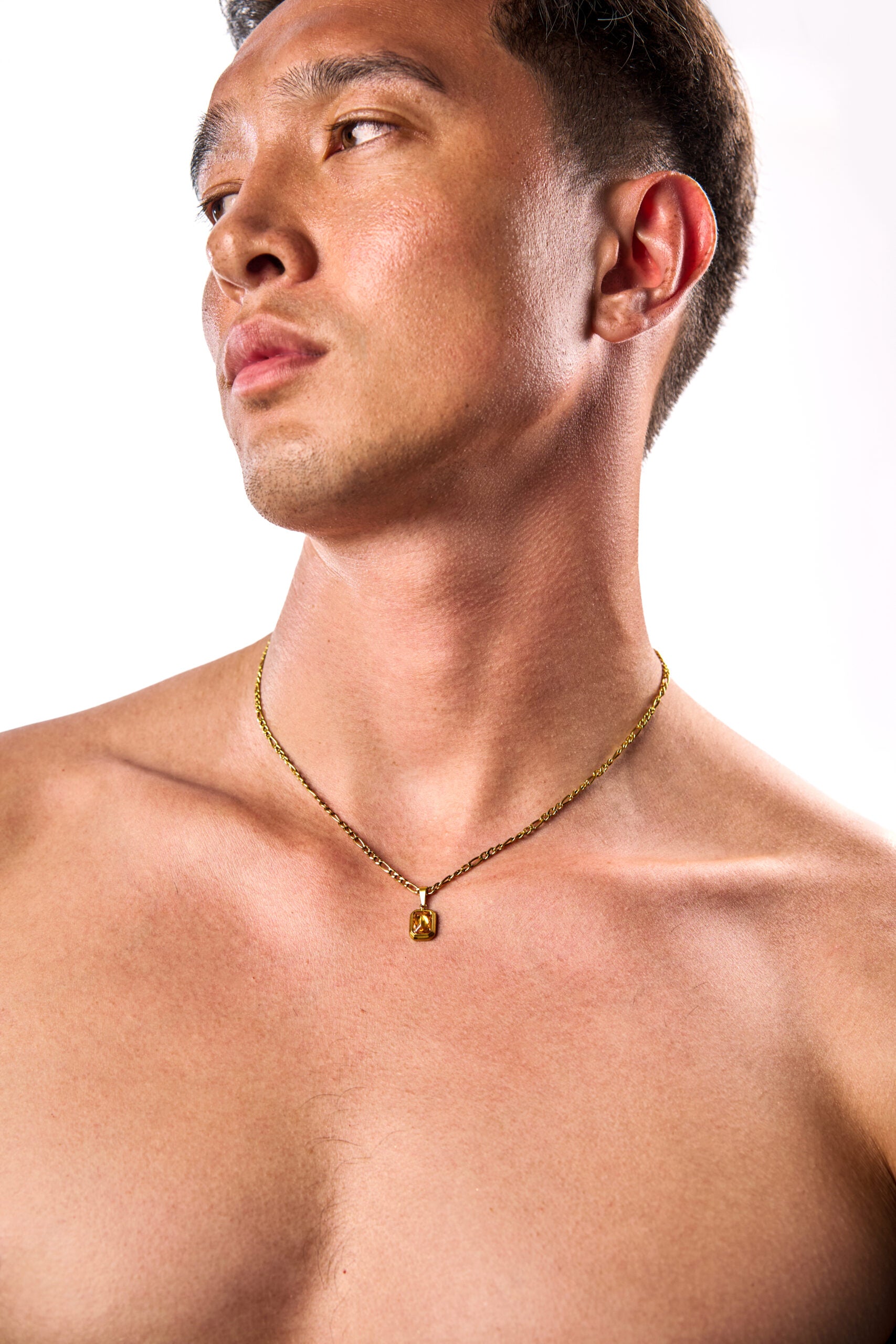 https://socialpepper.co/wp-content/uploads/2025/11/Social-pepper-Mens9039-2-scaled.jpg