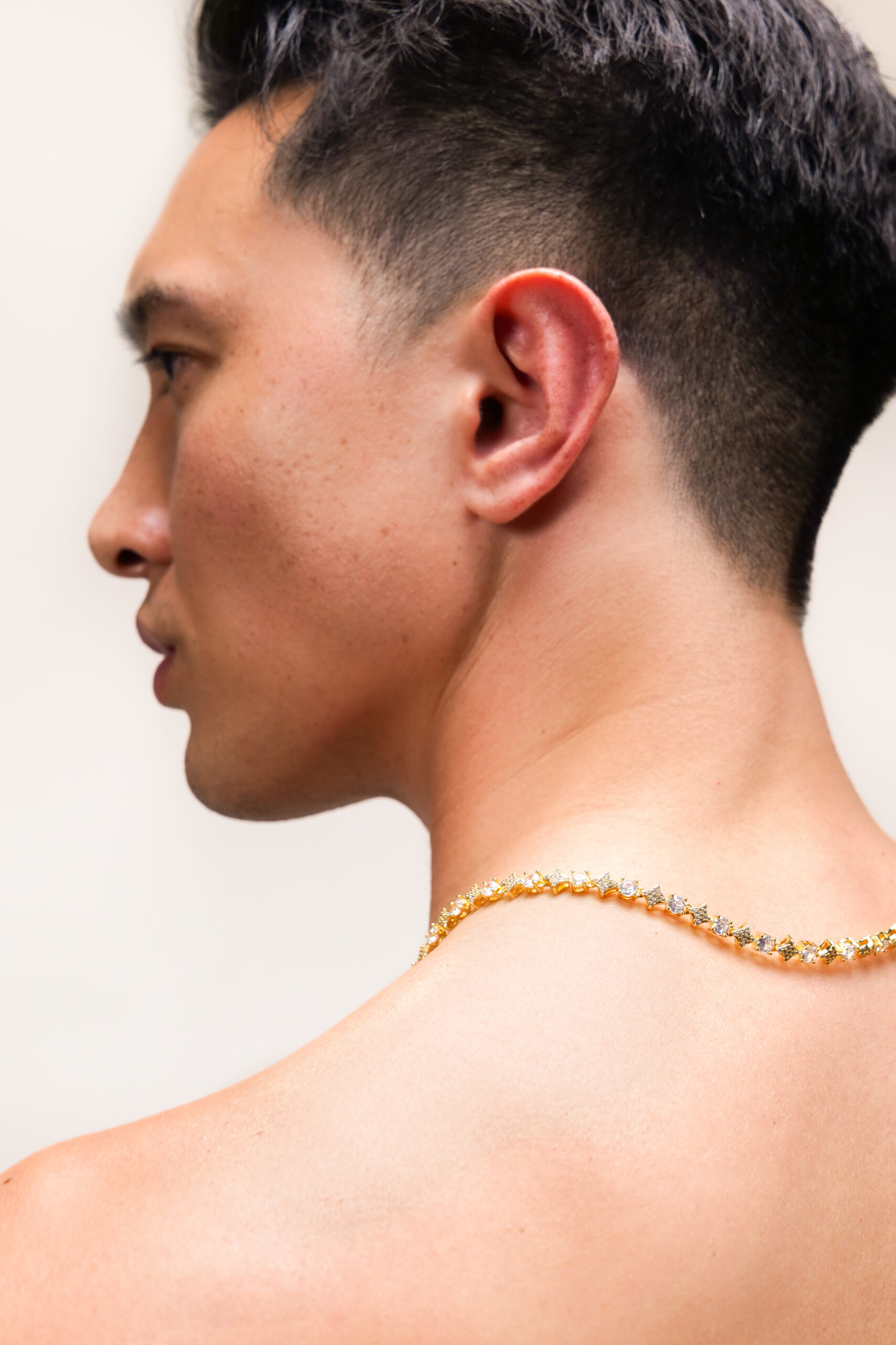 Gold Iced Star Chain - Image 2